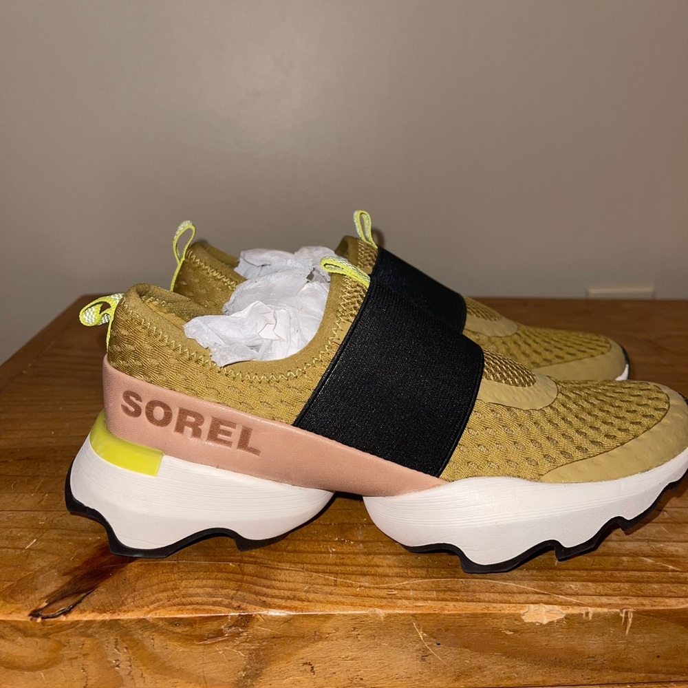 Sorel Slip-on Sneakers Womens 6